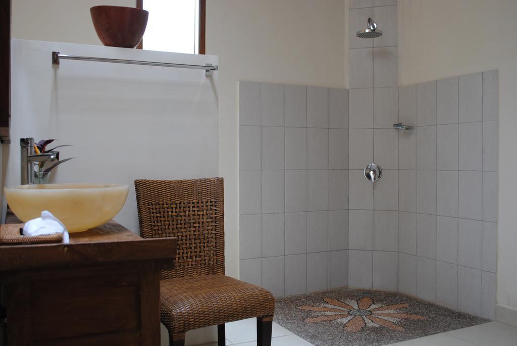 Cantik Villa